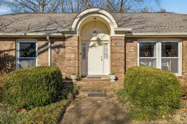 $1,095,000 | 1403 Bowman Lane, Brentwood, TN 37027
