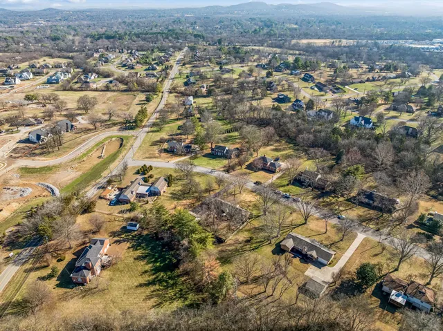 $1,095,000 | 1403 Bowman Lane, Brentwood, TN 37027
