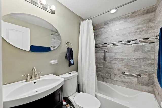 $219,900 | 4042 West 89th Place, Hometown, IL 60456