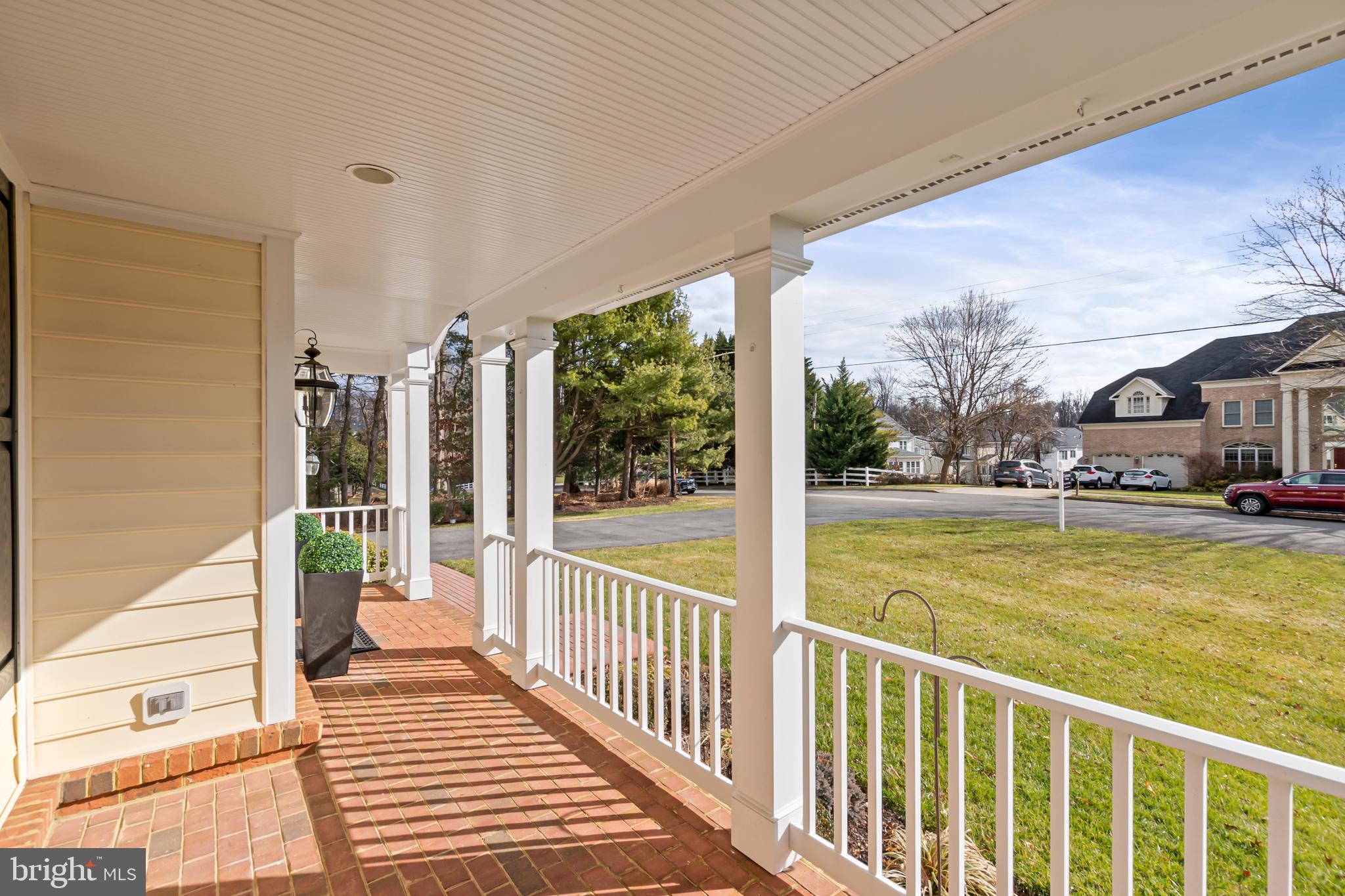 8738 Center Road, Unit 1 Springfield, VA 22152 - Photo 2 of 55