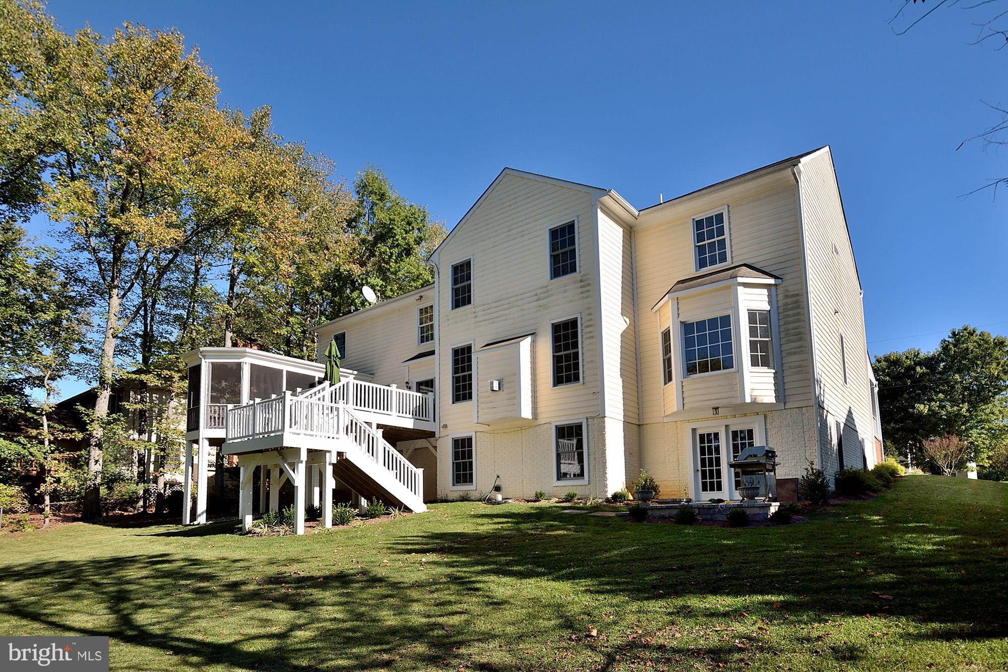 8738 Center Road, Unit 1 Springfield, VA 22152 - Photo 38 of 55