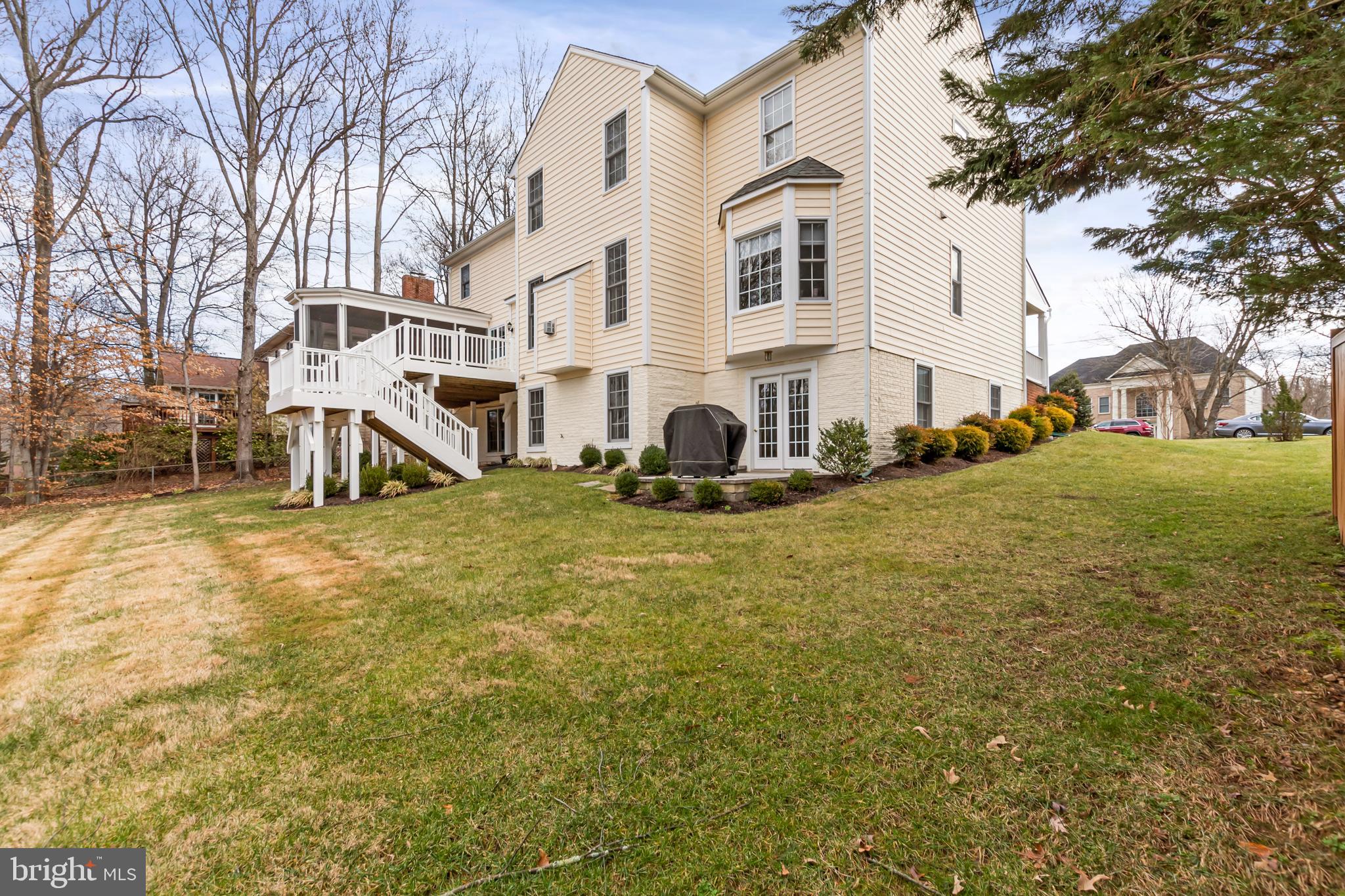 8738 Center Road, Unit 1 Springfield, VA 22152 - Photo 51 of 55