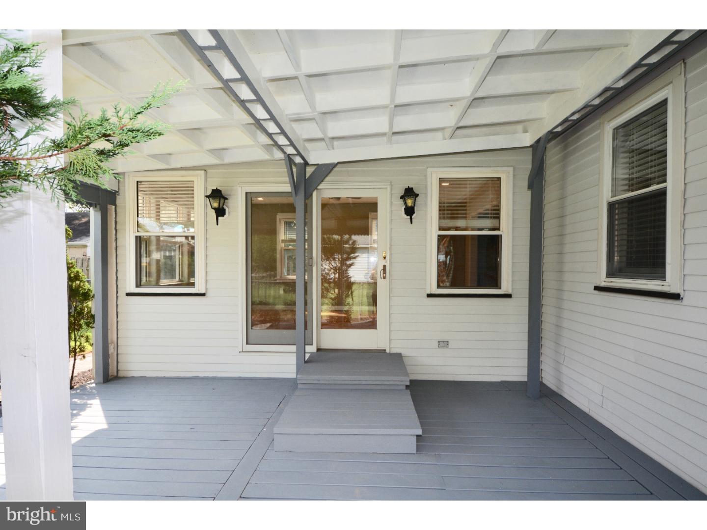 126 Princeton Road Audubon, NJ 08106 - Photo 20 of 25 Patio