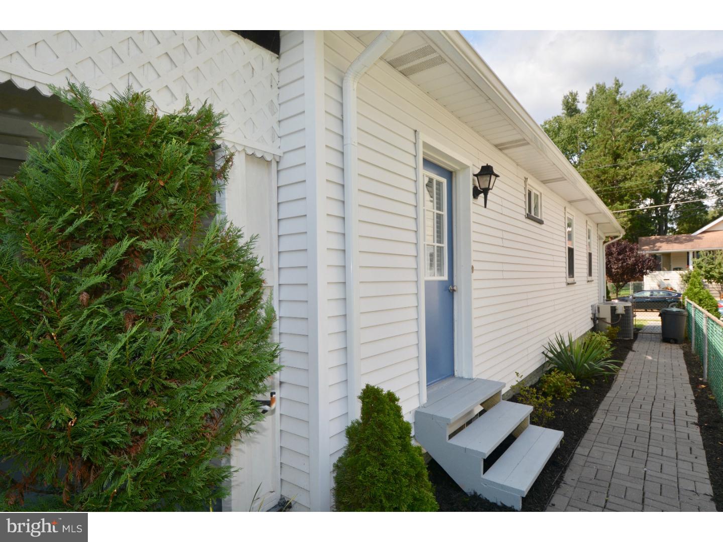 126 Princeton Road Audubon, NJ 08106 - Photo 21 of 25 Exterior Side
