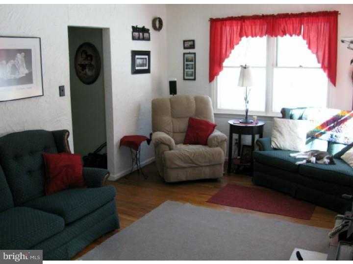 111 Eachus Road Mullica Hill, NJ 08062 - Photo 7 of 24 Family Room