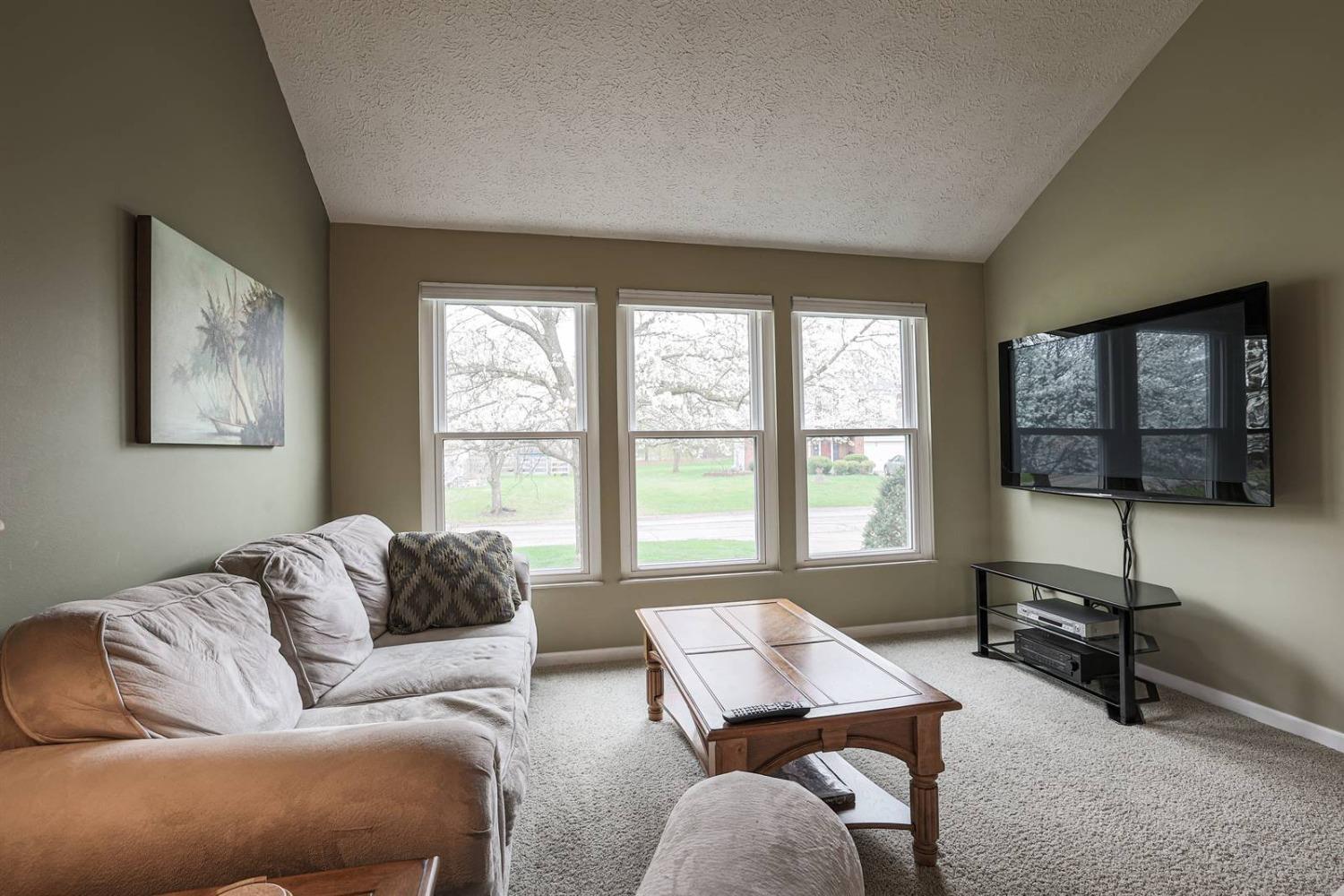 8873 Rambling Ridge Drive West Chester, OH 45069 - Photo 7 of 42 Gallery Image 7