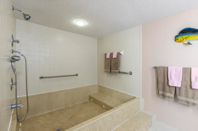 $899,000 | 1800 Atlantic Boulevard, Unit 308A, Key West, FL 33040