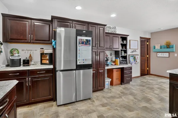 $369,900 | 5759 Riverview Road, Thomson, IL 61285