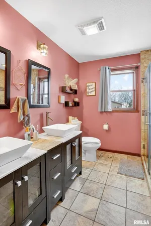 $369,900 | 5759 Riverview Road, Thomson, IL 61285