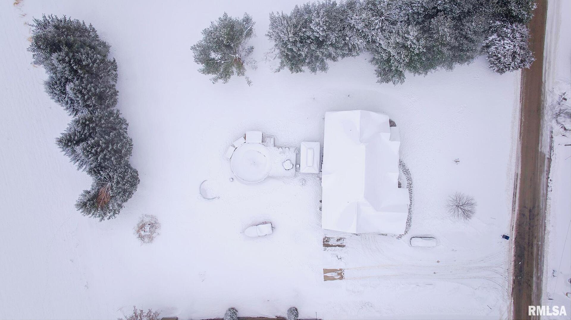 5759 Riverview Road Thomson, IL 61285 - Photo 8 of 49