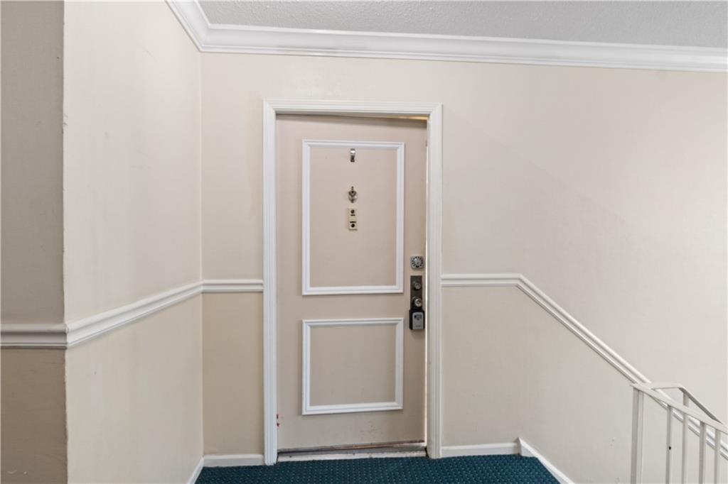 6851 Roswell Road, Unit O28 Atlanta, GA 30328 - Photo 4 of 33