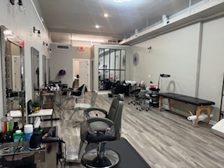 34 North Genesee Street Waukegan, IL 60085 - Photo 3 of 15 a very nice looking room with many windows