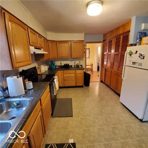 $2,800 | 4635 Rookwood Avenue, Indianapolis, IN 46208