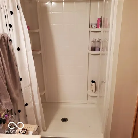 $2,800 | 4635 Rookwood Avenue, Indianapolis, IN 46208