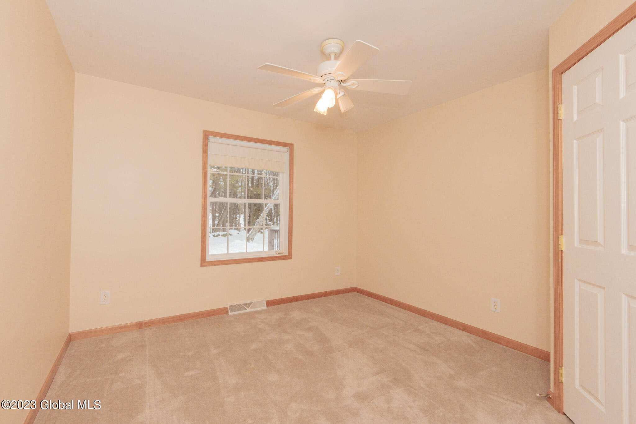 117 Juergens Point Road Mayfield, NY 12117 - Photo 24 of 62 117 Juergens Point Rd, Int.-17