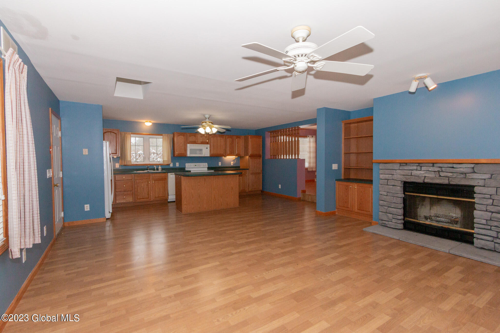 117 Juergens Point Road Mayfield, NY 12117 - Photo 10 of 62 117 Juergens Point Rd, Int.-07