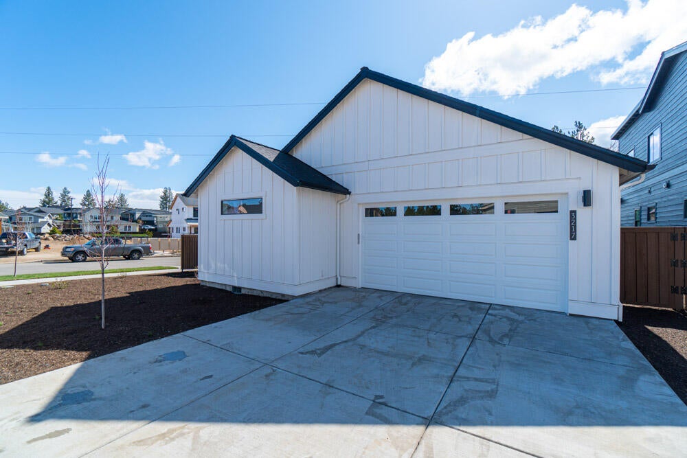 2281 Northwest Skyline Ranch Road Bend, OR 97703 - Photo 19 of 19 SW28-Florence-F+ (8 of 32)