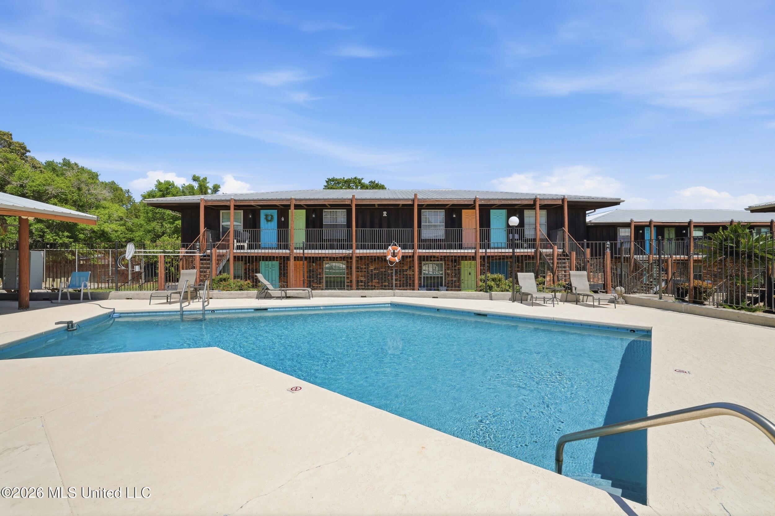 1550 East 2nd Street, Unit R105 Pass Christian, MS 39571 - Photo 1 of 36 2_r6__4908