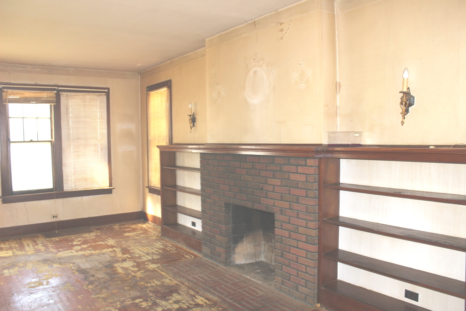 804 East 4th Street Centralia, IL 62801 - Photo 5 of 16