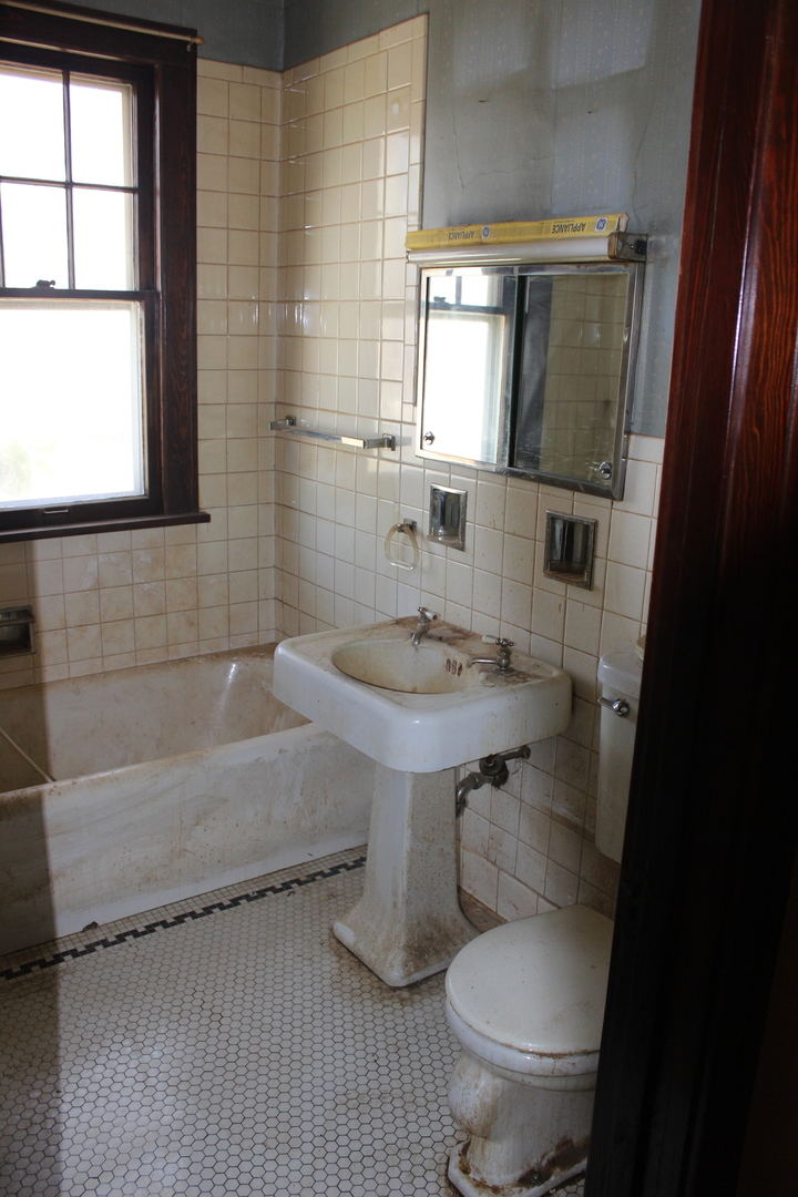 804 East 4th Street Centralia, IL 62801 - Photo 8 of 16