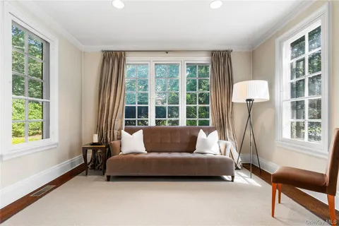 $2,499,000 | 3 Walworth Avenue, Scarsdale, NY 10583