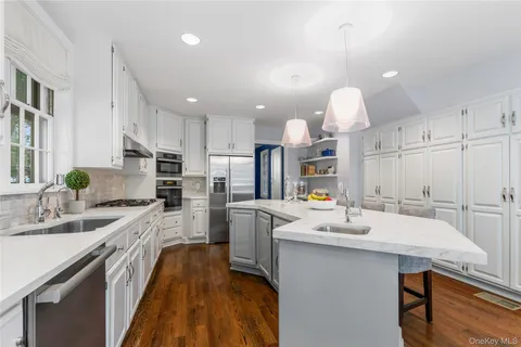 $2,499,000 | 3 Walworth Avenue, Scarsdale, NY 10583