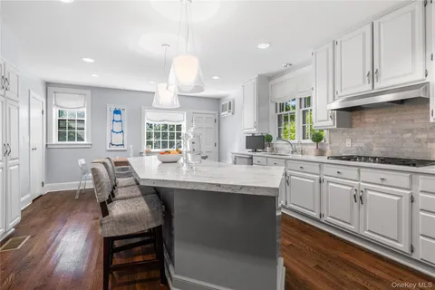 $2,499,000 | 3 Walworth Avenue, Scarsdale, NY 10583