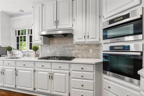 $2,499,000 | 3 Walworth Avenue, Scarsdale, NY 10583