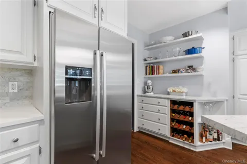 $2,499,000 | 3 Walworth Avenue, Scarsdale, NY 10583