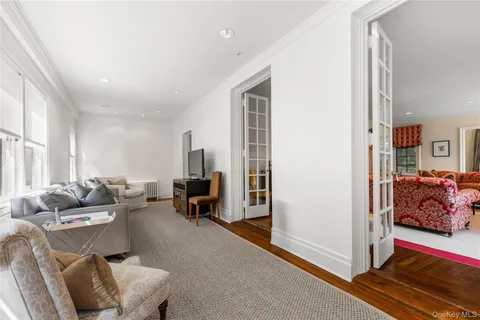 $2,499,000 | 3 Walworth Avenue, Scarsdale, NY 10583