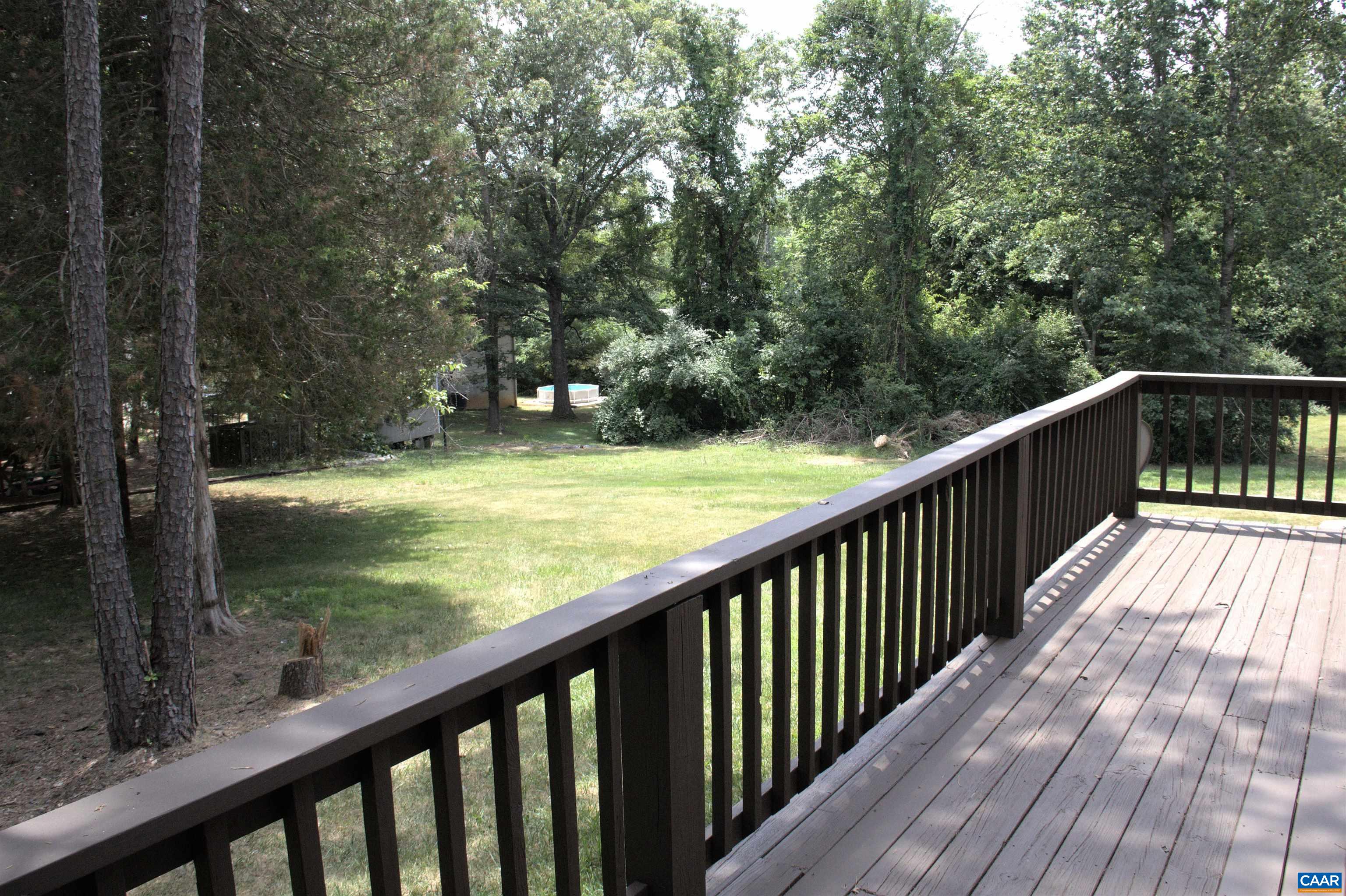 122 Petunia Road Ruckersville, VA 22968 - Photo 15 of 59 a view of balcony with yard