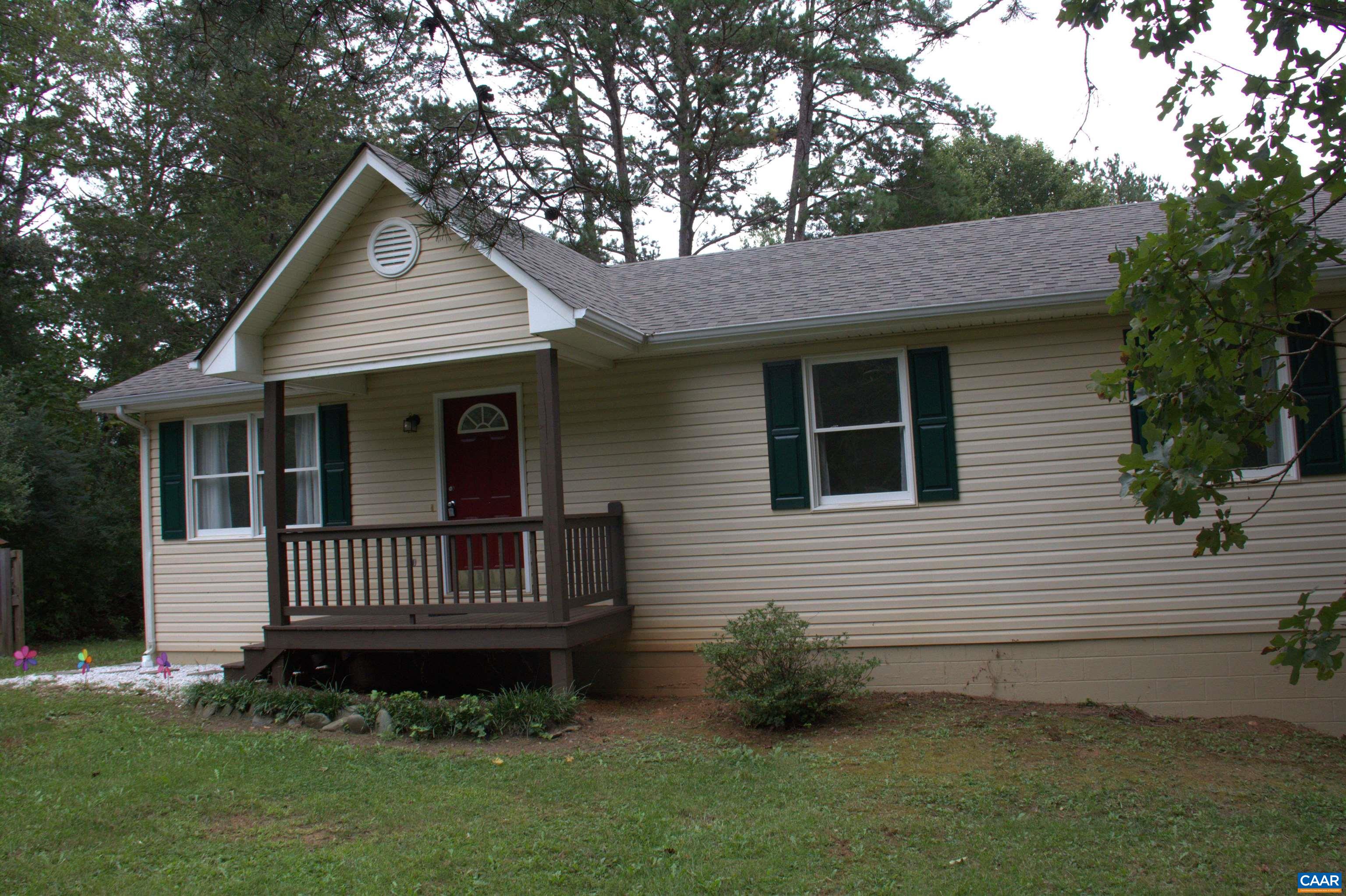 122 Petunia Road Ruckersville, VA 22968 - Photo 3 of 59 a view of a house with a yard