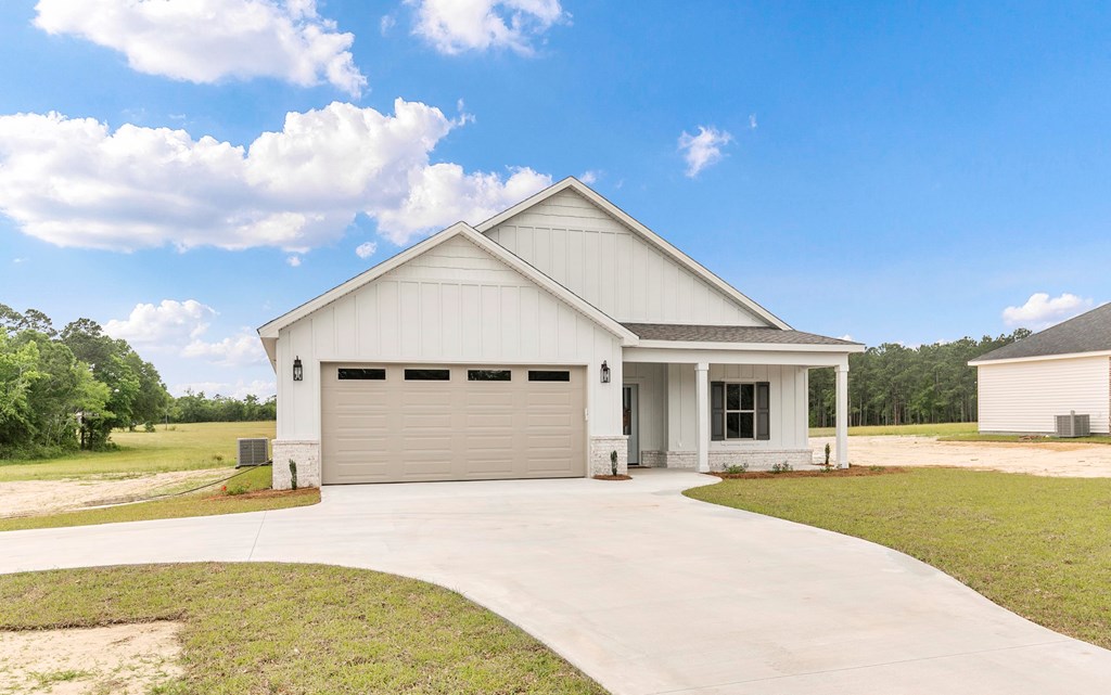 174 Oscar Godwin Road Dothan, AL 36301 - Photo 2 of 34
