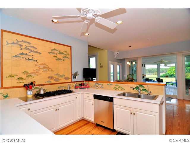 2108 Ocran Road White Stone, VA 22578 - Photo 4 of 18 Gallery Image 4