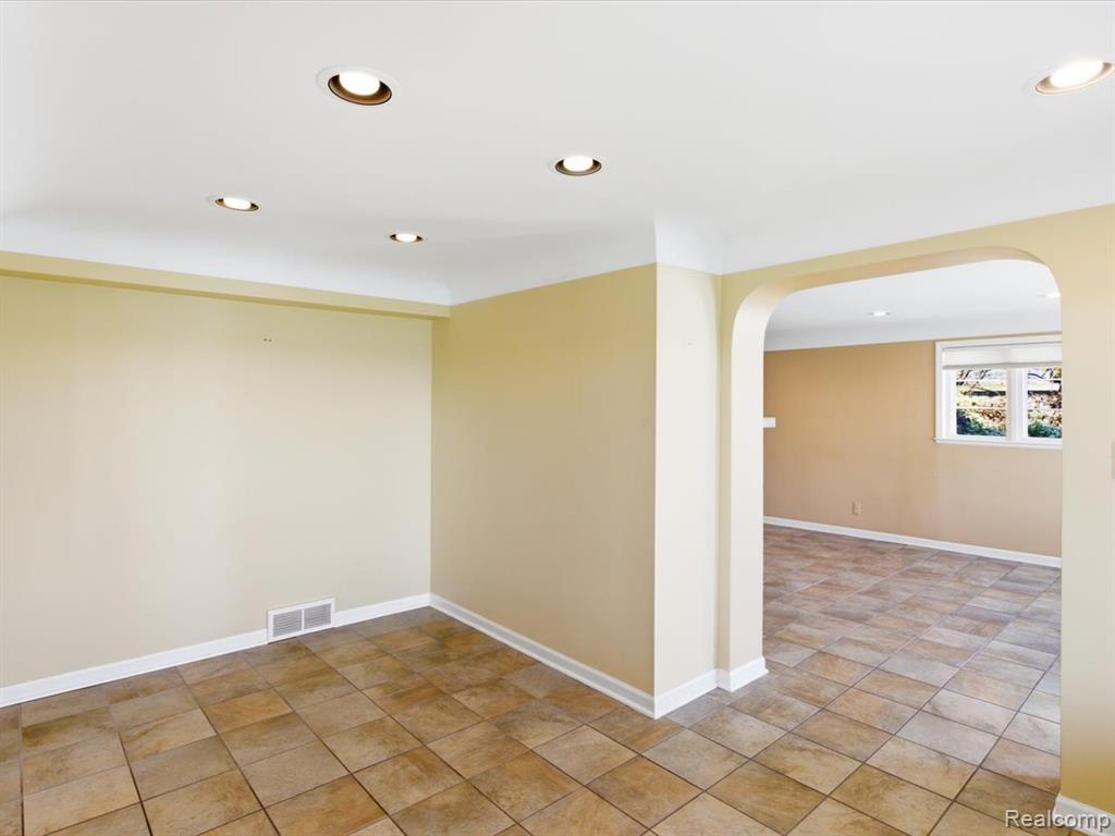 1265 River Road St. Clair, MI 48079 - Photo 24 of 48