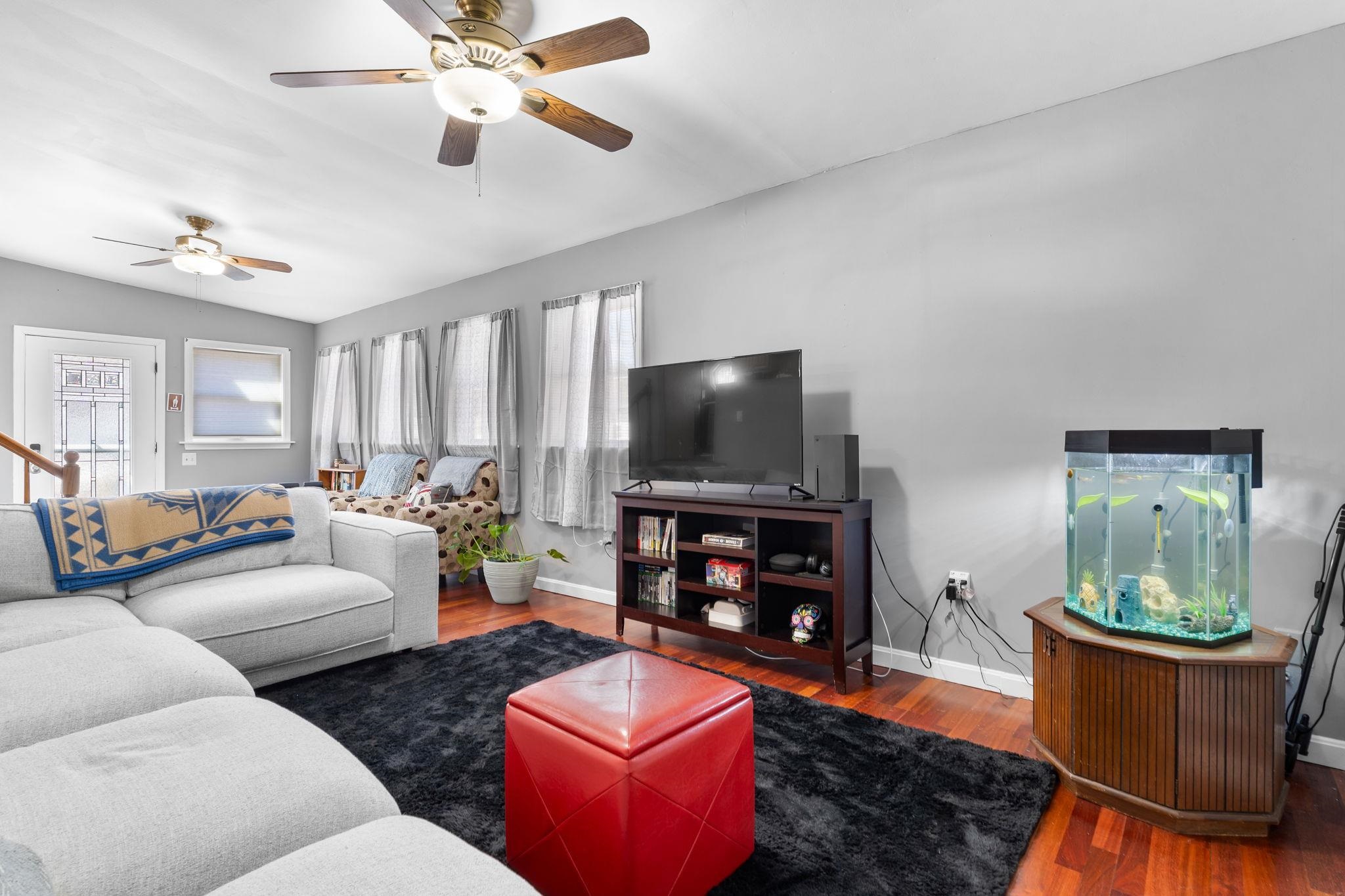 4 Leeann Street Nashua, NH 03062 - Photo 16 of 36