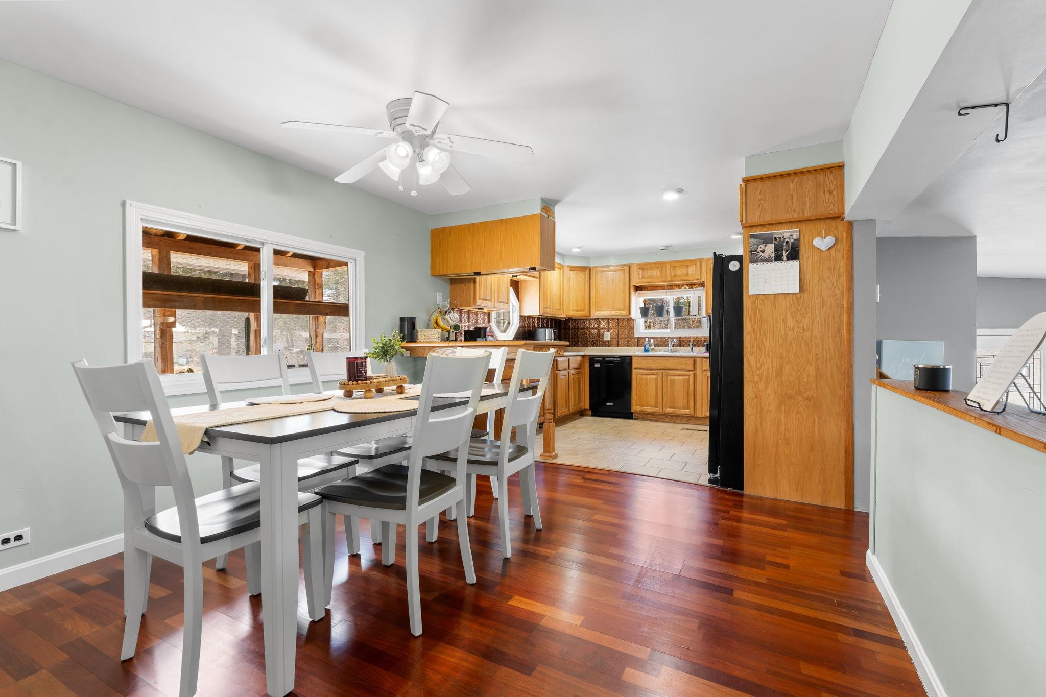 4 Leeann Street Nashua, NH 03062 - Photo 25 of 36