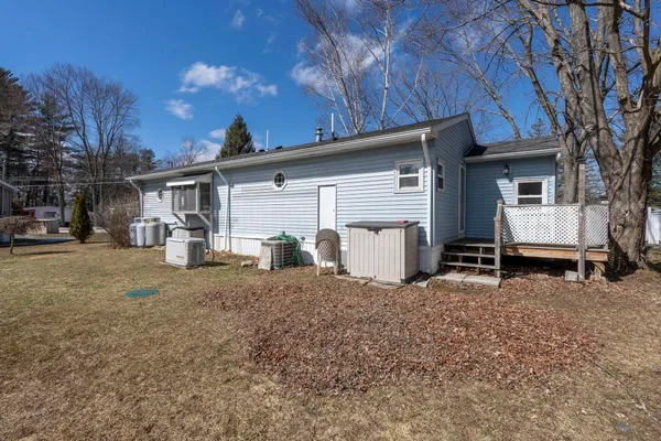 $189,000 | 4 Leeann Street, Nashua, NH 03062