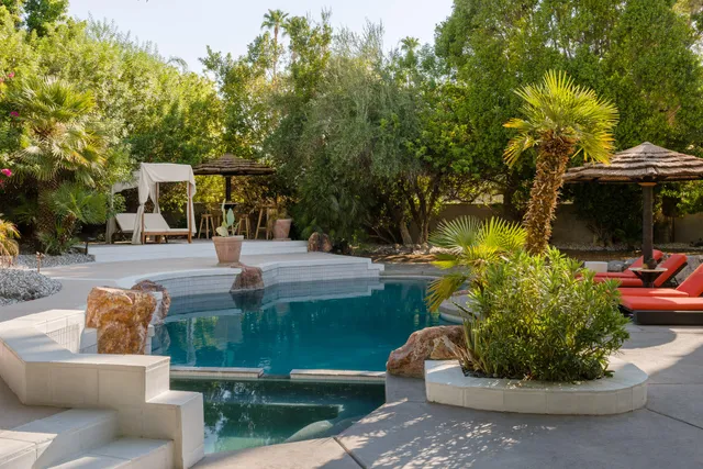 $1,090,000 | 201 Augusta Drive, Palm Desert, CA 92211