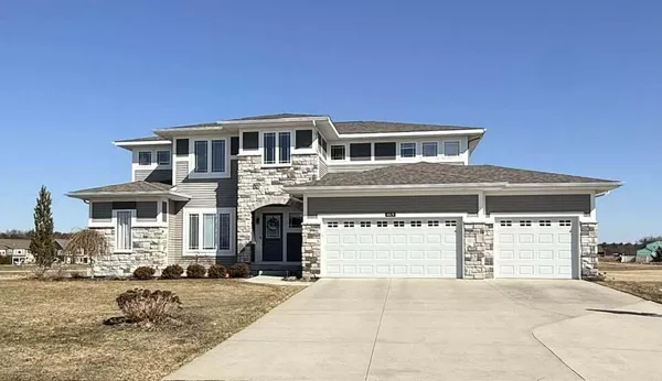 $769,900 | 4478 Point Superior Court, Holland, MI 49424