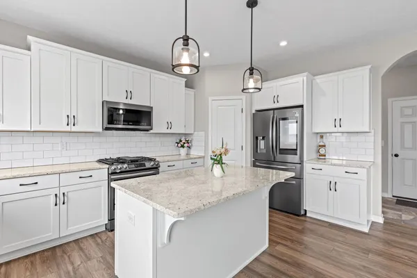 $769,900 | 4478 Point Superior Court, Holland, MI 49424