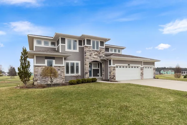 $769,900 | 4478 Point Superior Court, Holland, MI 49424