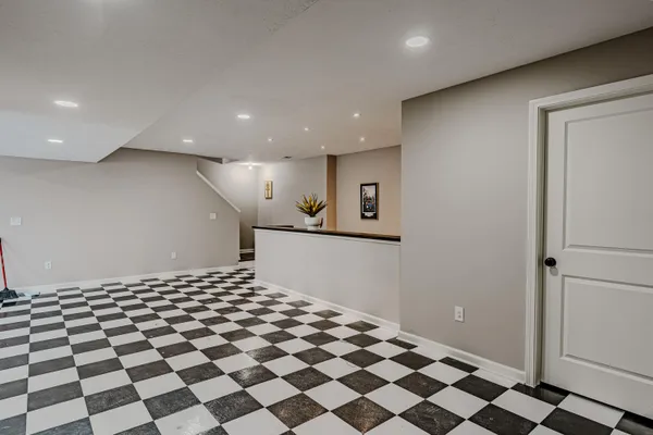 $769,900 | 4478 Point Superior Court, Holland, MI 49424