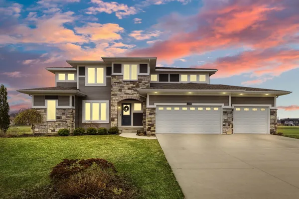 $769,900 | 4478 Point Superior Court, Holland, MI 49424