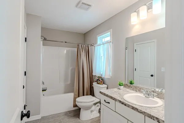$769,900 | 4478 Point Superior Court, Holland, MI 49424
