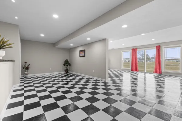 $769,900 | 4478 Point Superior Court, Holland, MI 49424
