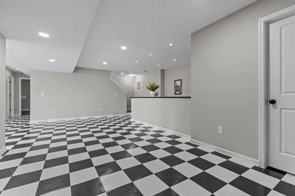 $769,900 | 4478 Point Superior Court, Holland, MI 49424