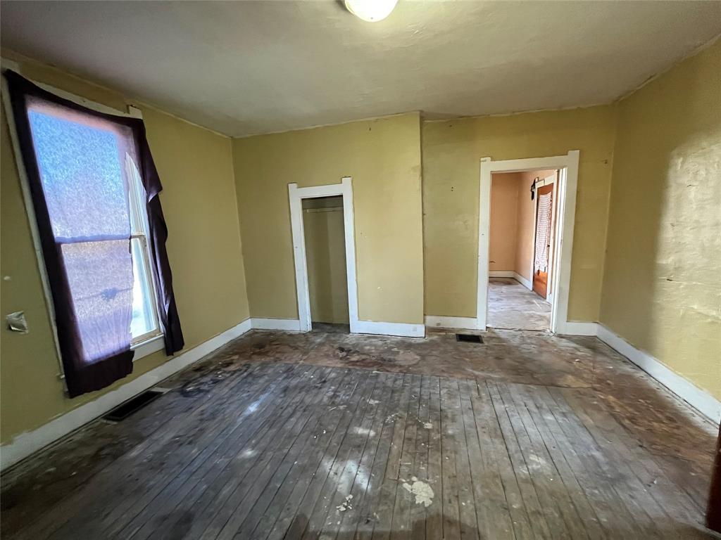 347 West 3rd Street Anderson, IN 46016 - Photo 27 of 32 Gallery Image 27