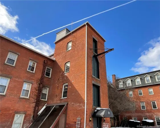 a view of a street with building