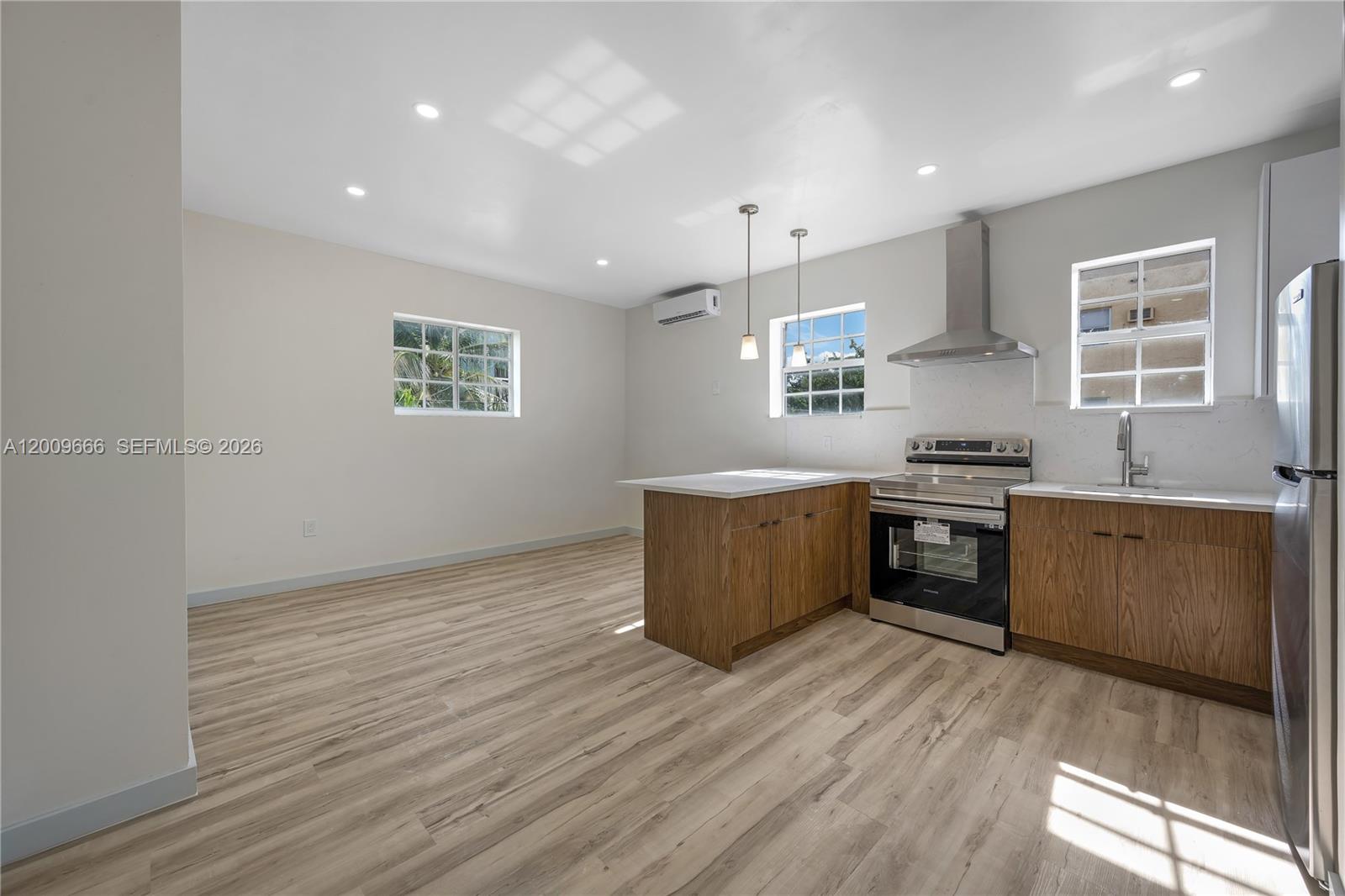 1132 Northwest 3rd Street Miami, FL 33128 - Photo 4 of 8